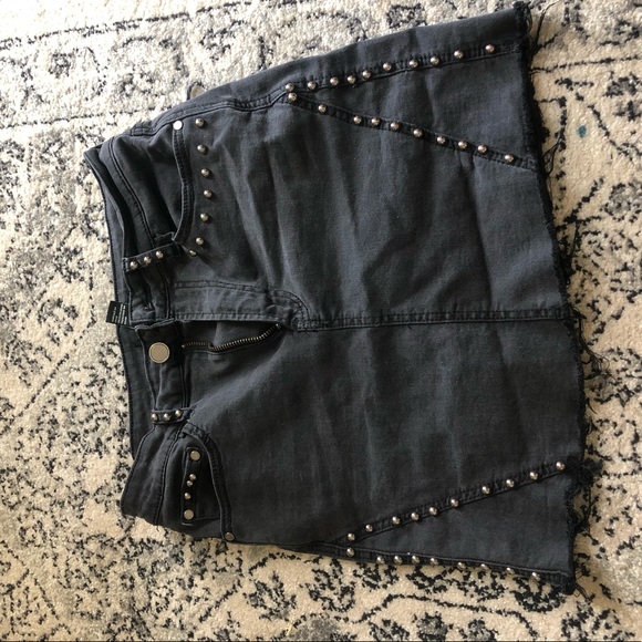 Forever 21 Dresses & Skirts - High waisted